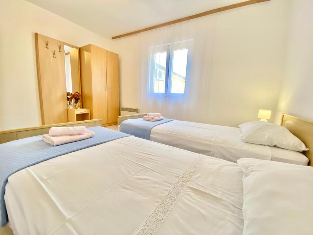 Porat Apartamento Starigrad Paklenica Exterior foto